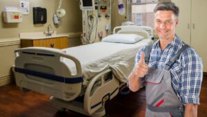 Mehr über den Artikel erfahren Prüfung von Pflegebetten – Sicherheit und Schutz für Patienten gewährleistet
